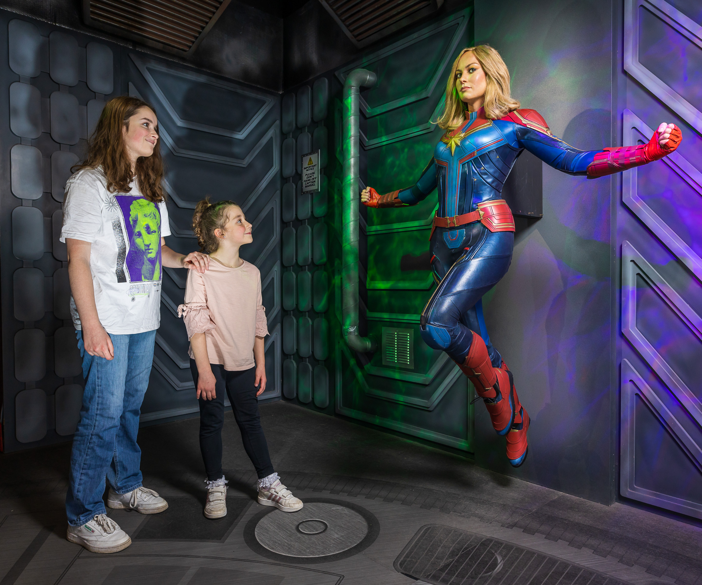 What's Inside Mobile Image